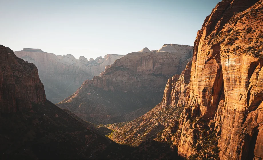 Vista desde el Canyon Overlook, en Zion