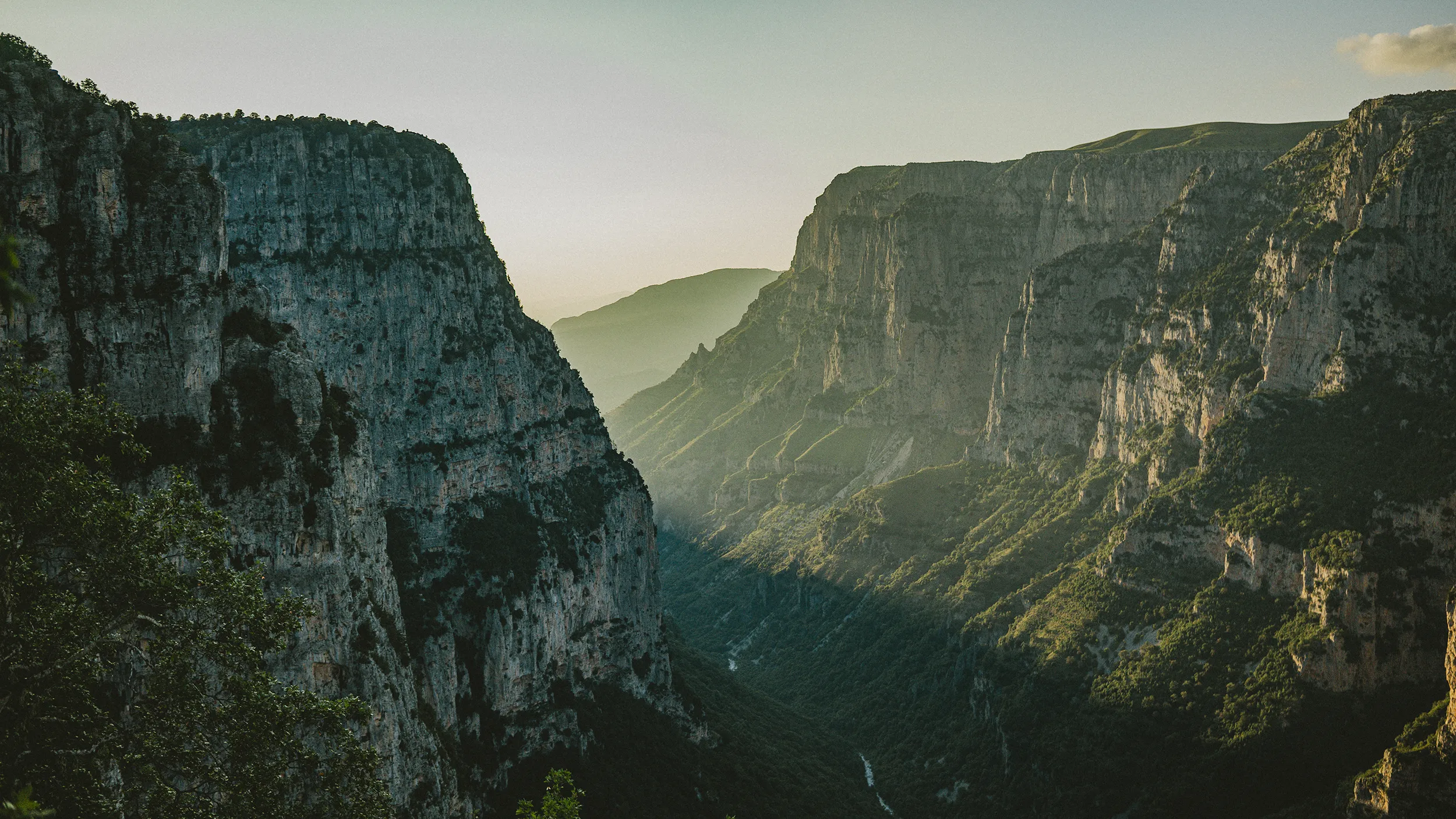 La garganta de Vikos desde el mirador de Oxia